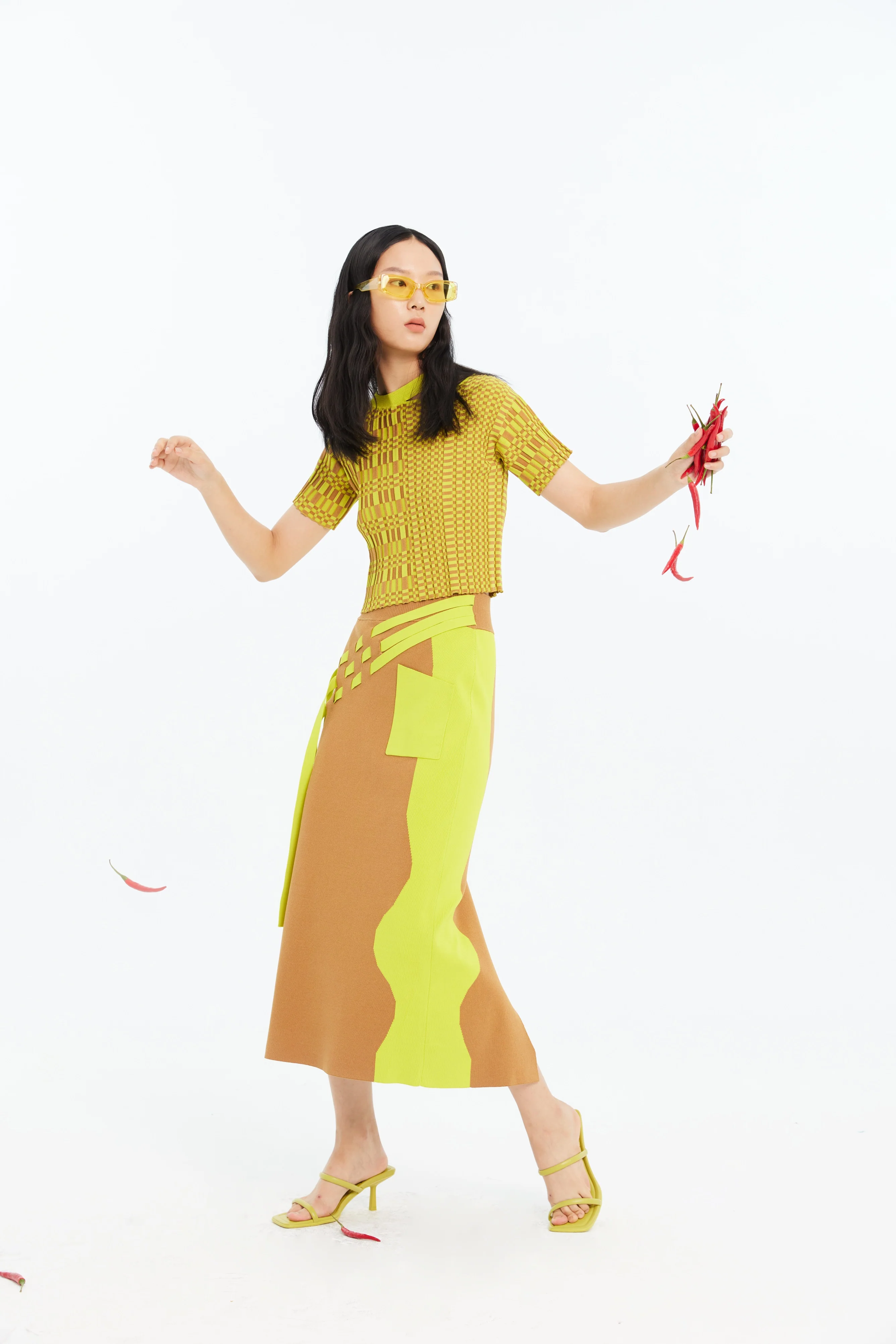 DEVAN ECO CROPPED SHORT SLEEVE TOP - Image 2