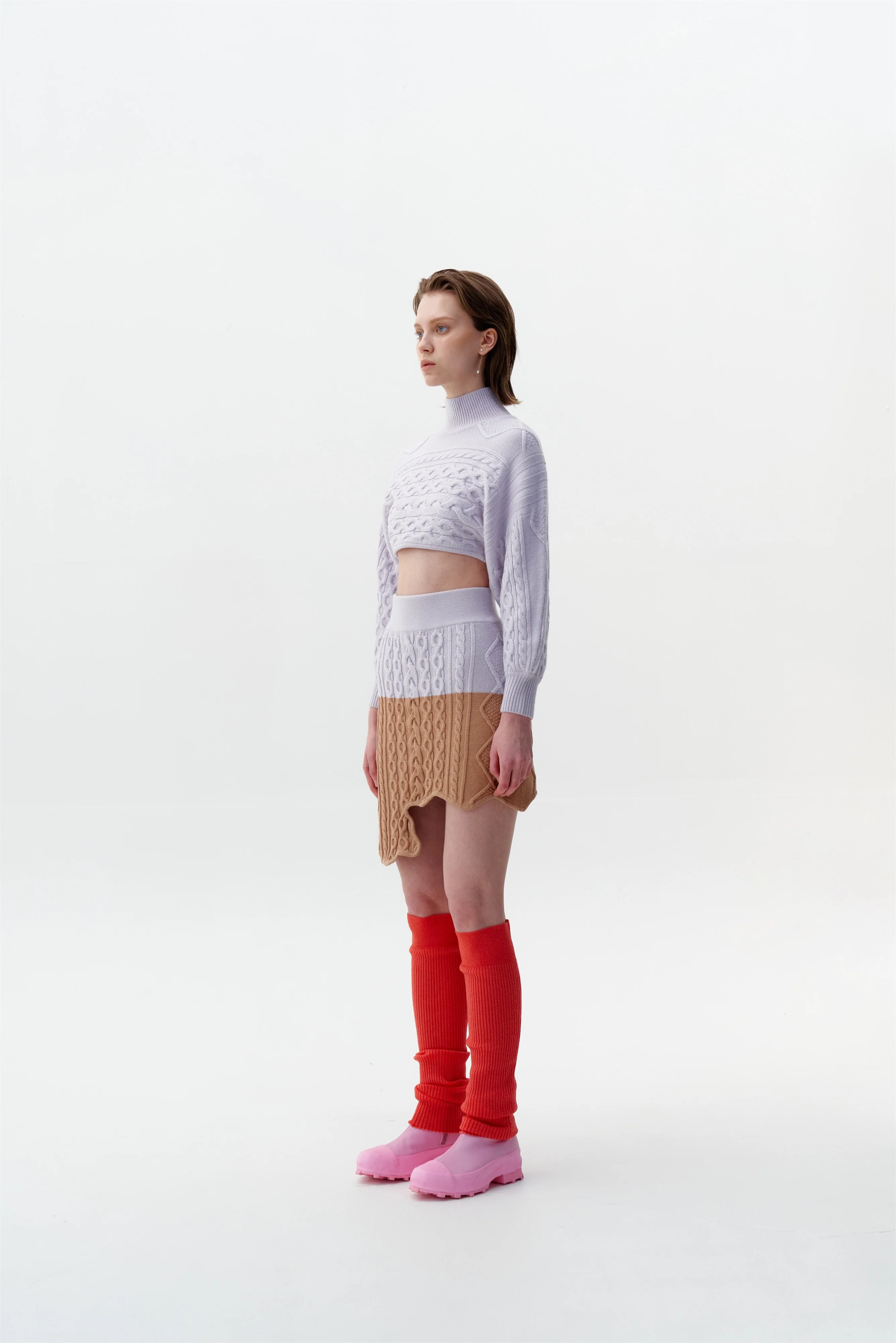 DIA MIXED CABLE KNIT WAVY MINI SKIRT - Image 2