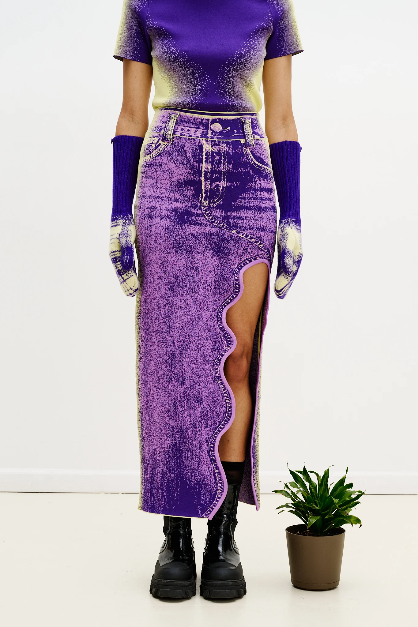 LILY WAVY MIDI DENIM SKIRT