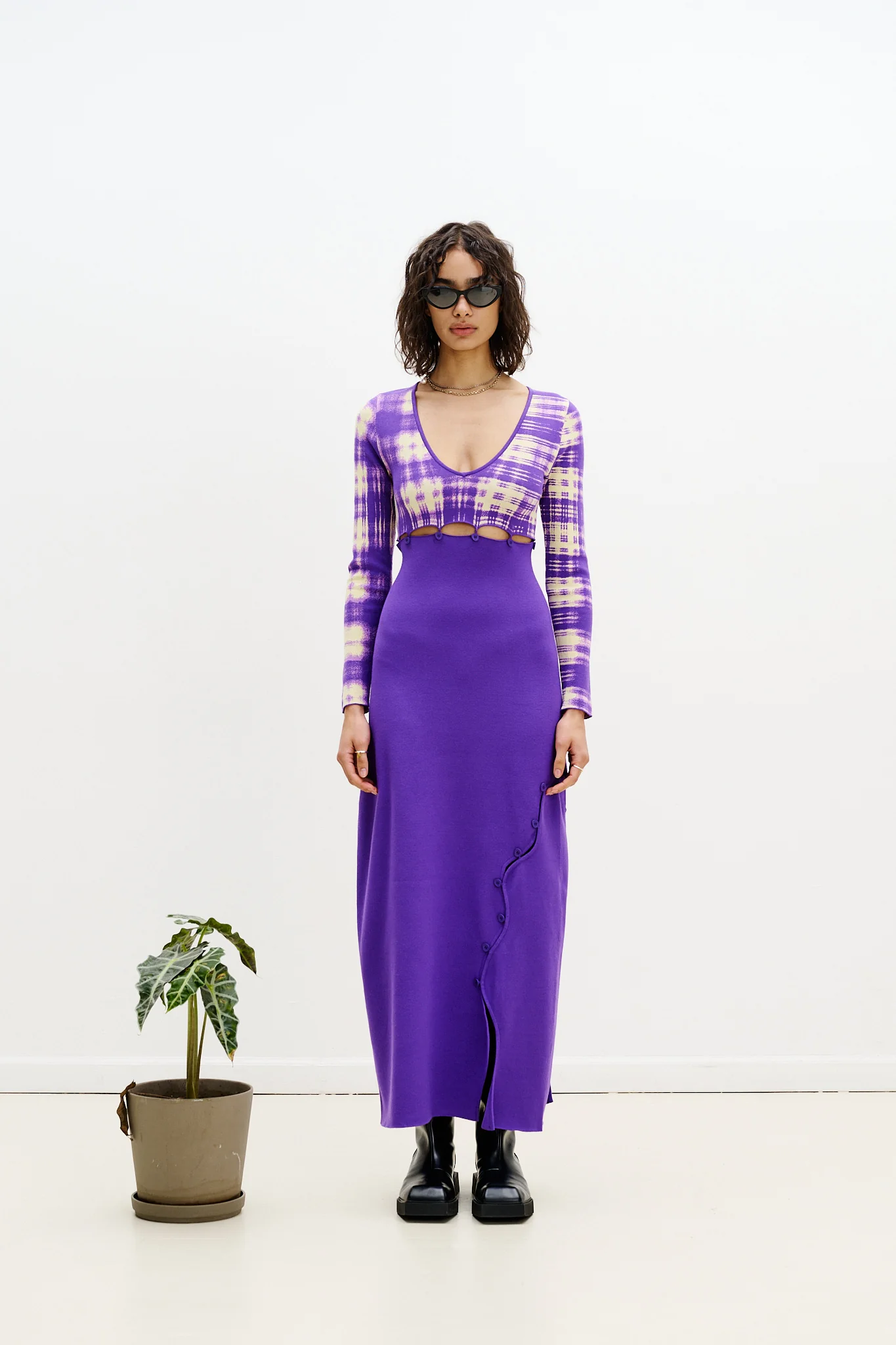 ROSIE COLORBLOCK V-NECK LONG DRESS